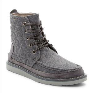 TOMS quilted grey searcher ankle boots wool sz 8